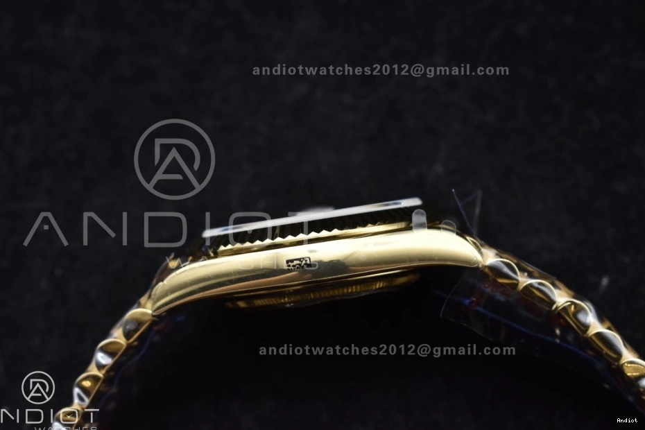 QF Best A2836 Black DayDate Edition 904L 40 V4 Weight) Dial on (Gain Steel Bracelet President Green YG 0301